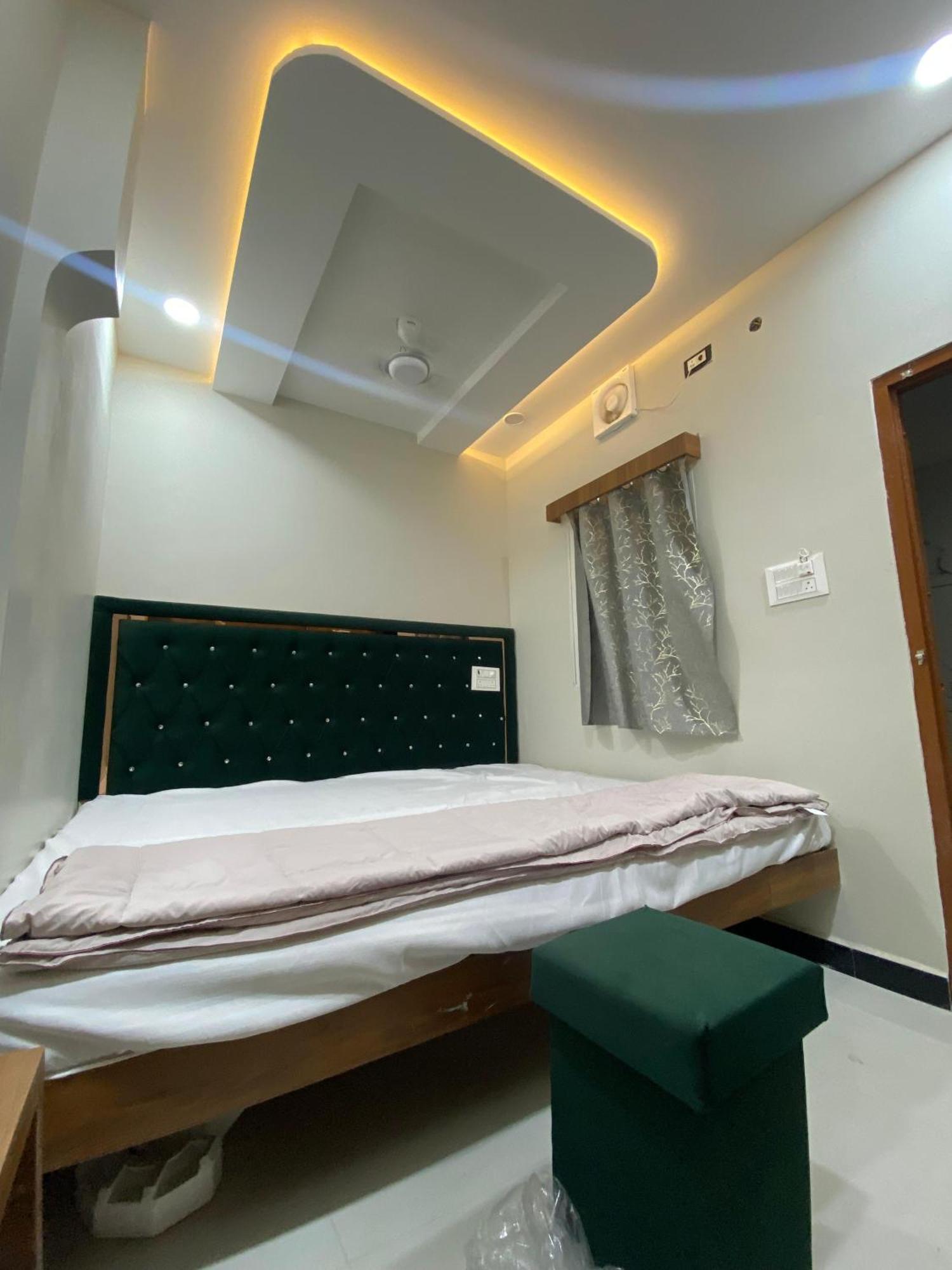 Hotel Super Palace Ujjain Dış mekan fotoğraf
